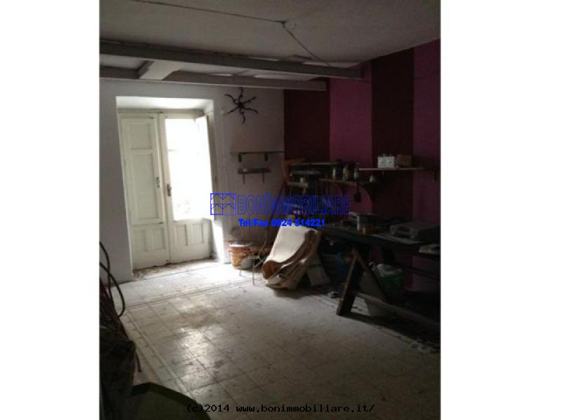 Via Grutta, 7 Stanze Stanze,Indipendente,Vendita,Via Grutta,1109