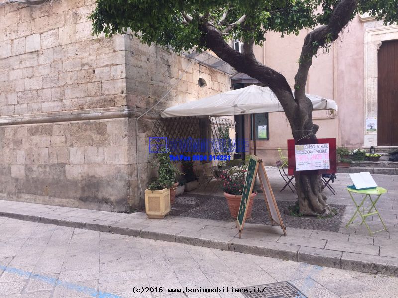 Corso VI Aprile, 3 Stanze Stanze,2 BathroomsBathrooms,Locale Commerciale,Vendita,Corso VI Aprile,1115