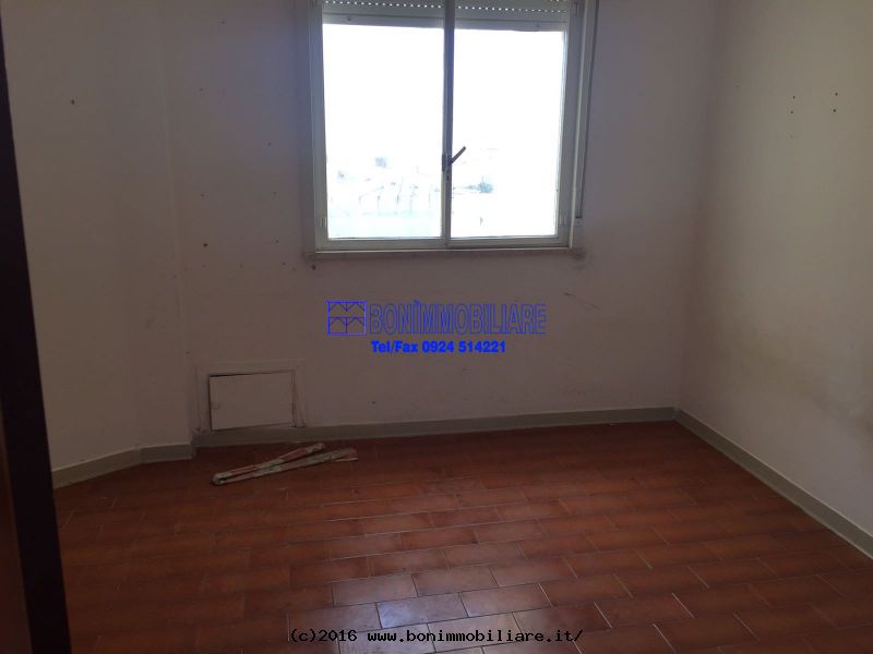 Via Ugo Foscolo, 4 Stanze da Letto Stanze da Letto, 5 Stanze Stanze,2 BathroomsBathrooms,Appartamento,Vendita,Via Ugo Foscolo,1130