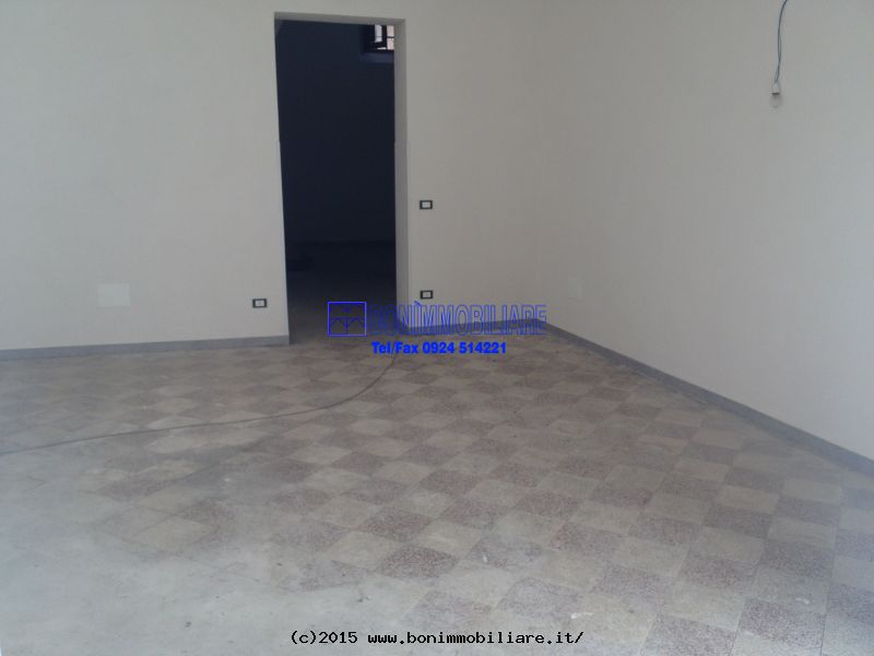 Via Francesco Crispi, ,1 BagnoBathrooms,Locale Commerciale,Vendita,Via Francesco Crispi,1171
