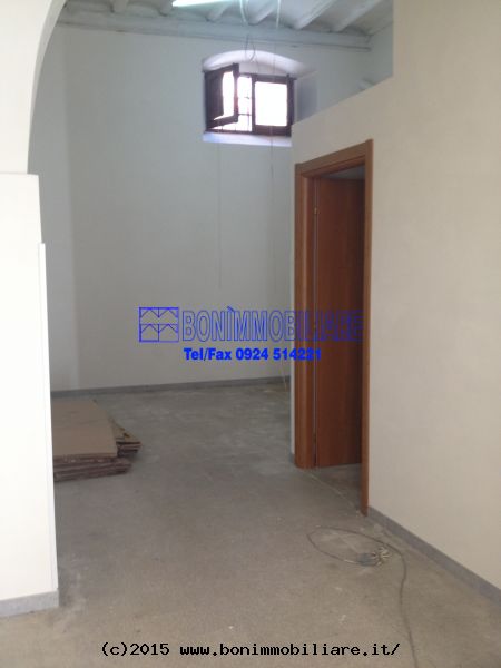 Via Francesco Crispi, ,1 BagnoBathrooms,Locale Commerciale,Vendita,Via Francesco Crispi,1171