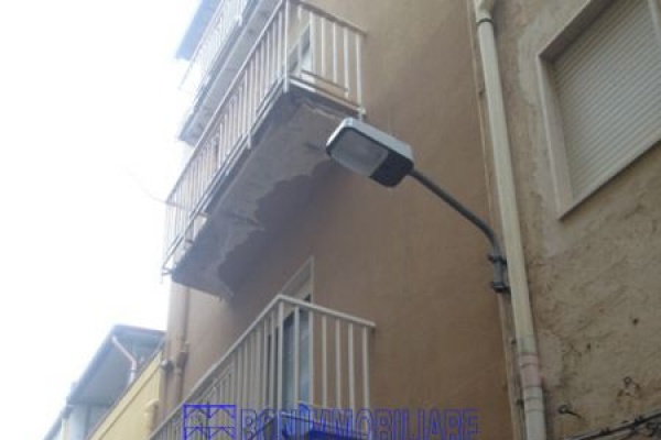 Via Platania - Via Meli, 6 Stanze da Letto Stanze da Letto, 9 Stanze Stanze,4 BathroomsBathrooms,Indipendente,Vendita,Via Platania - Via Meli,1180