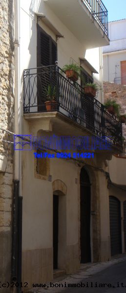 Via Tenente Stefano, 3 Stanze da Letto Stanze da Letto, 5 Stanze Stanze,2 BathroomsBathrooms,Indipendente,Vendita,Via Tenente Stefano ,1207