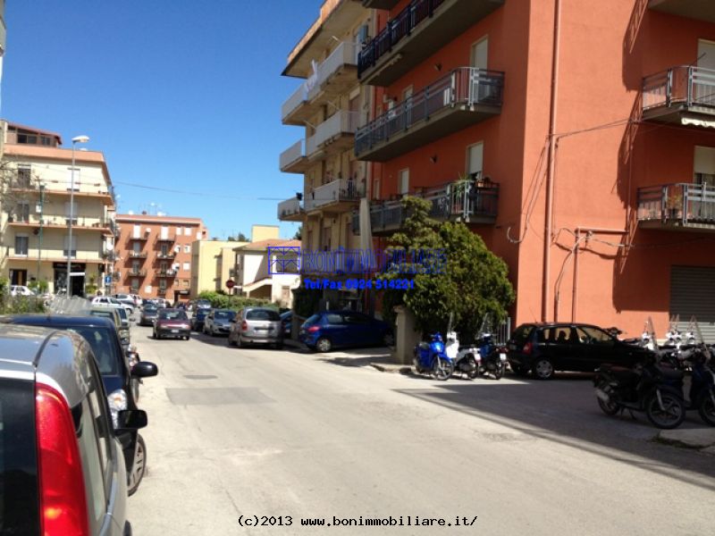 Via Benedetto Croce, 3 Stanze da Letto Stanze da Letto, 5 Stanze Stanze,2 BathroomsBathrooms,Appartamento,Vendita,Via Benedetto Croce,1273