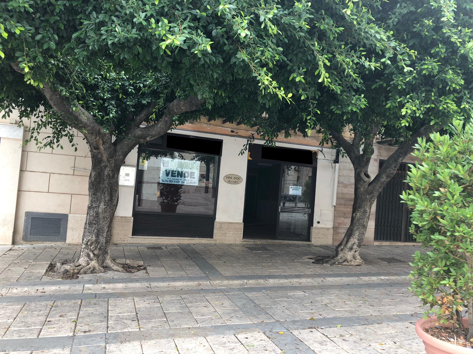 PIAZZA CIULLO, 2 Stanze Stanze,2 BathroomsBathrooms,Locale Commerciale,Affitto,PIAZZA CIULLO,1376