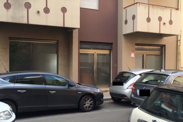 VIA VESPRI, 4 Stanze Stanze,2 BathroomsBathrooms,Locale Commerciale,Vendita,VIA VESPRI,1392