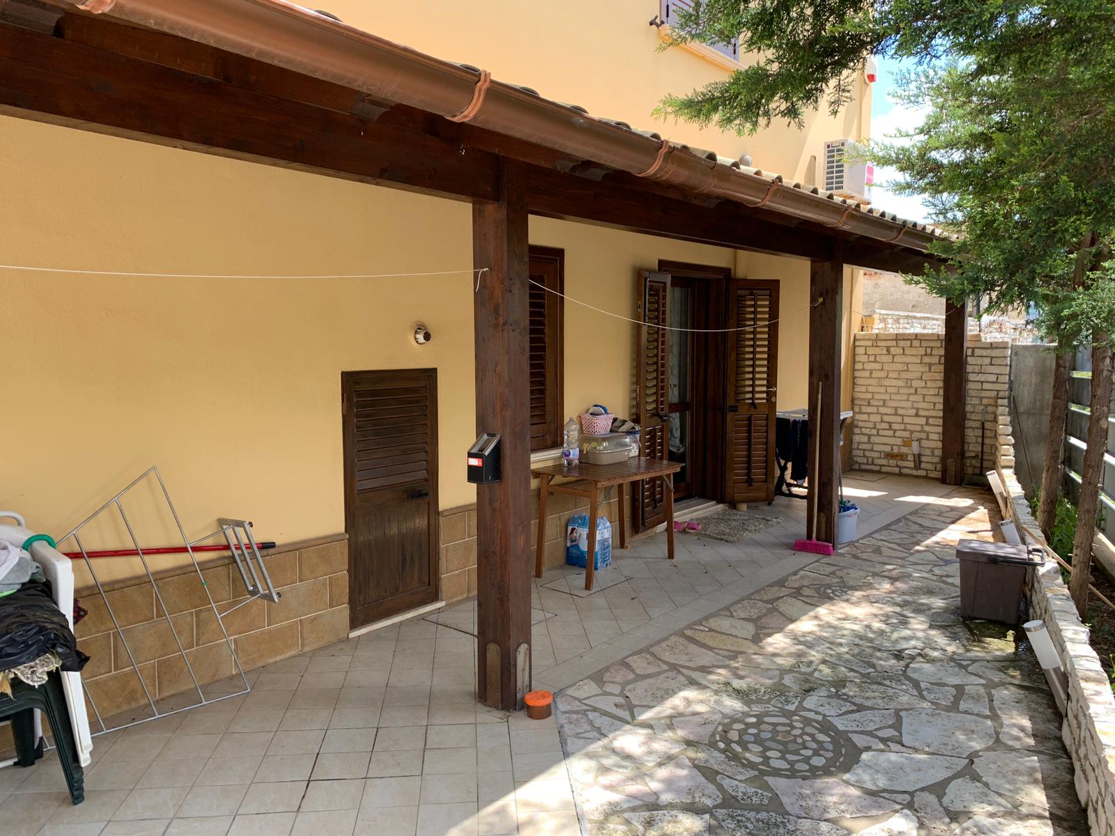 CONTRADA PONTE BAGNI, 3 Stanze da Letto Stanze da Letto, 3 Stanze Stanze,2 BathroomsBathrooms,Villa,Vendita,CONTRADA PONTE BAGNI,1408