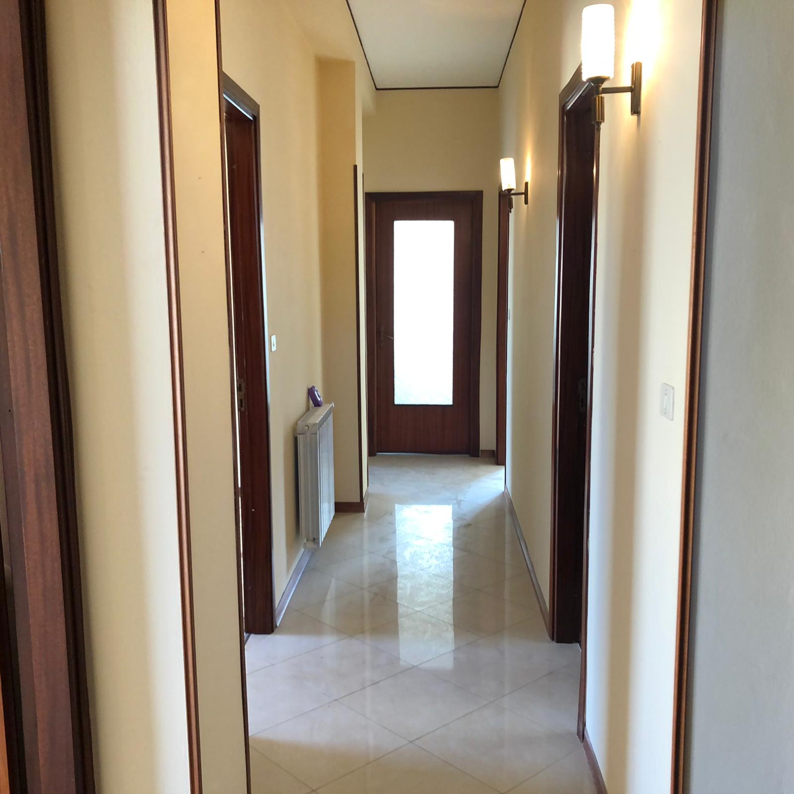 VIA BENEDETTO CROCE, 3 Stanze da Letto Stanze da Letto, 2 Stanze Stanze,2 BathroomsBathrooms,Appartamento,Vendita,VIA BENEDETTO CROCE,1411