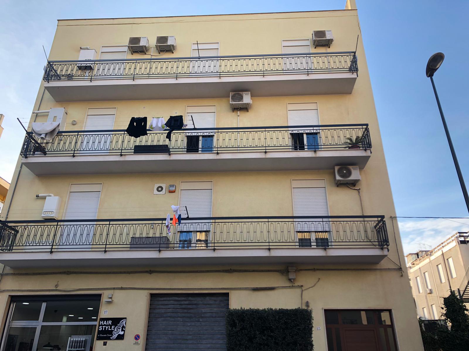 VIA BENEDETTO CROCE, 3 Stanze da Letto Stanze da Letto, 2 Stanze Stanze,2 BathroomsBathrooms,Appartamento,Vendita,VIA BENEDETTO CROCE,1411