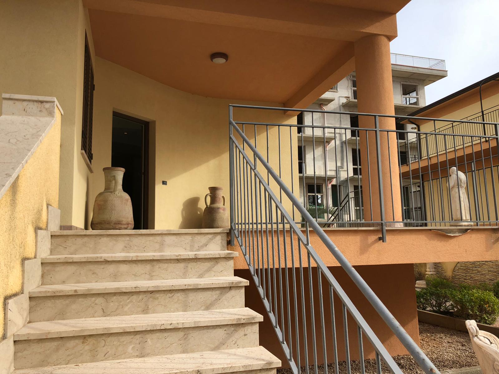 CONTRADA GIARDINI, 4 Stanze da Letto Stanze da Letto, 5 Stanze Stanze,5 BathroomsBathrooms,Villa,Vendita,CONTRADA GIARDINI,1426