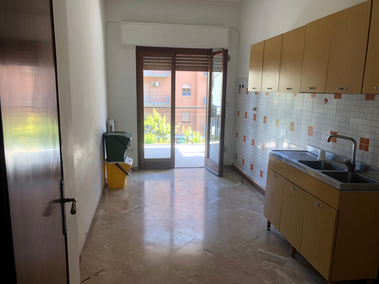 VIALE EUROPA, 1 Camera da Letto Stanze da Letto, 2 Stanze Stanze,1 BagnoBathrooms,Appartamento,Affitto,VIALE EUROPA,1430