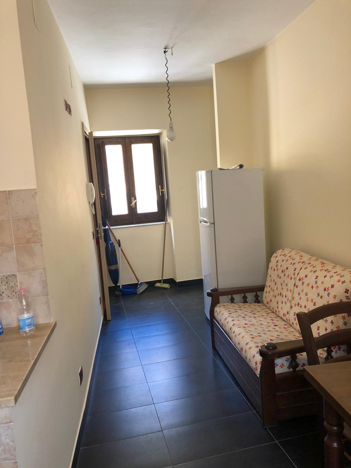VIA LAURANA, 2 Stanze da Letto Stanze da Letto, 1 Stanza Stanze,2 BathroomsBathrooms,Indipendente,Vendita,VIA LAURANA,1433