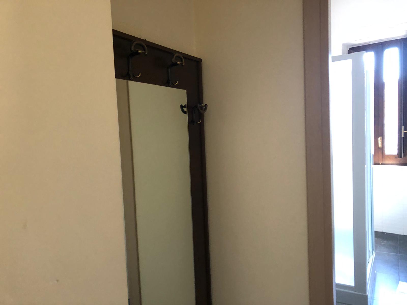 VIA LAURANA, 2 Stanze da Letto Stanze da Letto, 1 Stanza Stanze,2 BathroomsBathrooms,Indipendente,Vendita,VIA LAURANA,1433