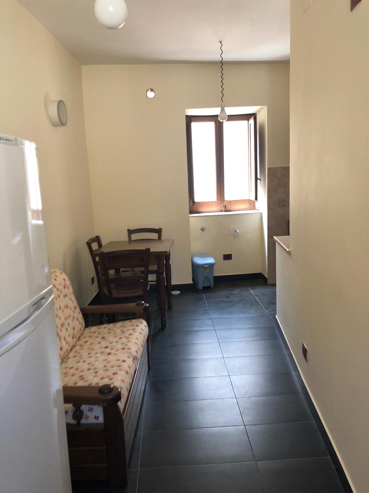 VIA LAURANA, 2 Stanze da Letto Stanze da Letto, 1 Stanza Stanze,2 BathroomsBathrooms,Indipendente,Vendita,VIA LAURANA,1433