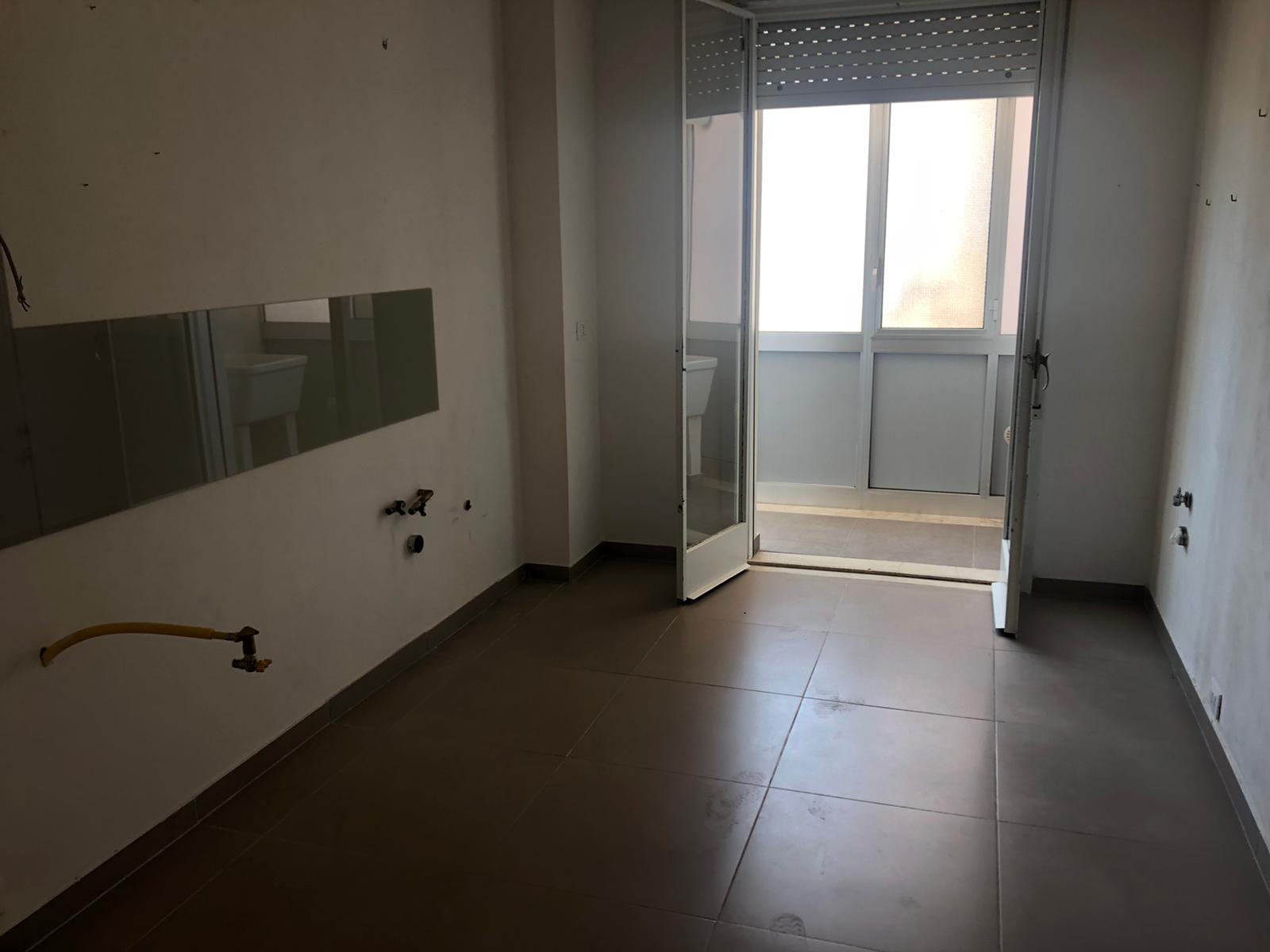 VIALE EUROPA, 3 Stanze da Letto Stanze da Letto, 3 Stanze Stanze,2 BathroomsBathrooms,Appartamento,Vendita,VIALE EUROPA,1445