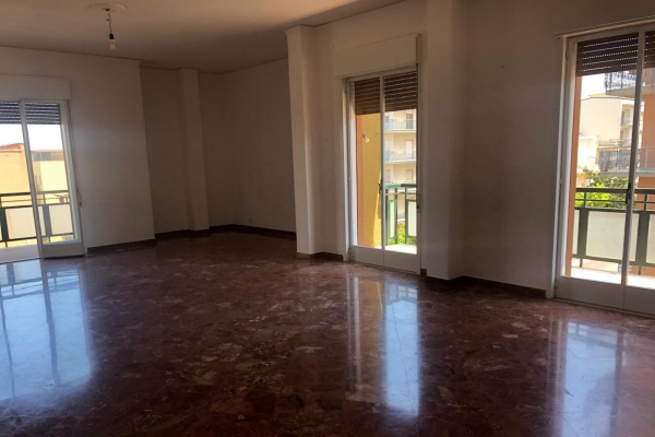 VIALE EUROPA, 3 Stanze da Letto Stanze da Letto, 3 Stanze Stanze,2 BathroomsBathrooms,Appartamento,Affitto,VIALE EUROPA,1446