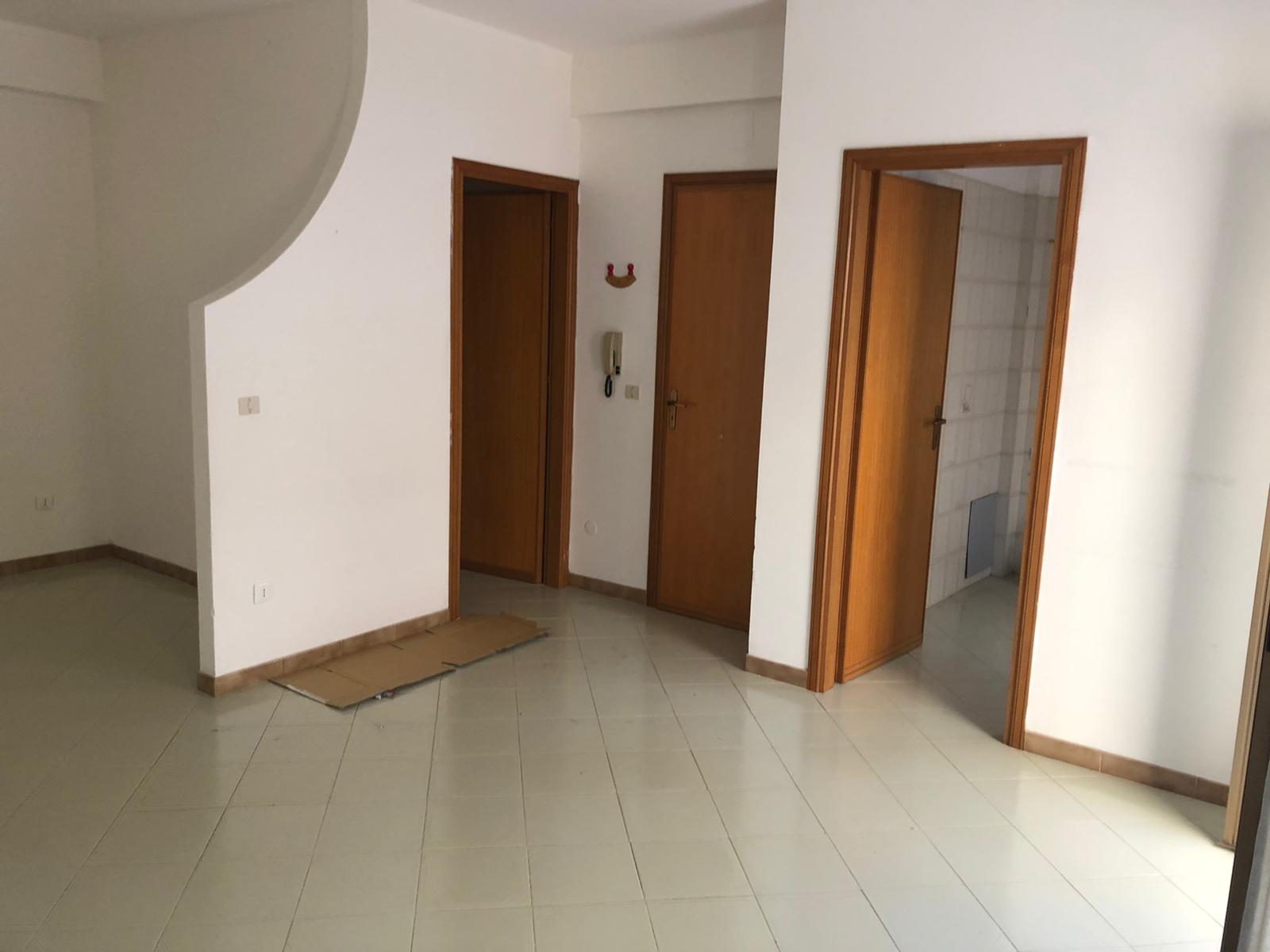 VIA LEONE, 2 Stanze da Letto Stanze da Letto, 2 Stanze Stanze,2 BathroomsBathrooms,Indipendente,Affitto,VIA LEONE,1462