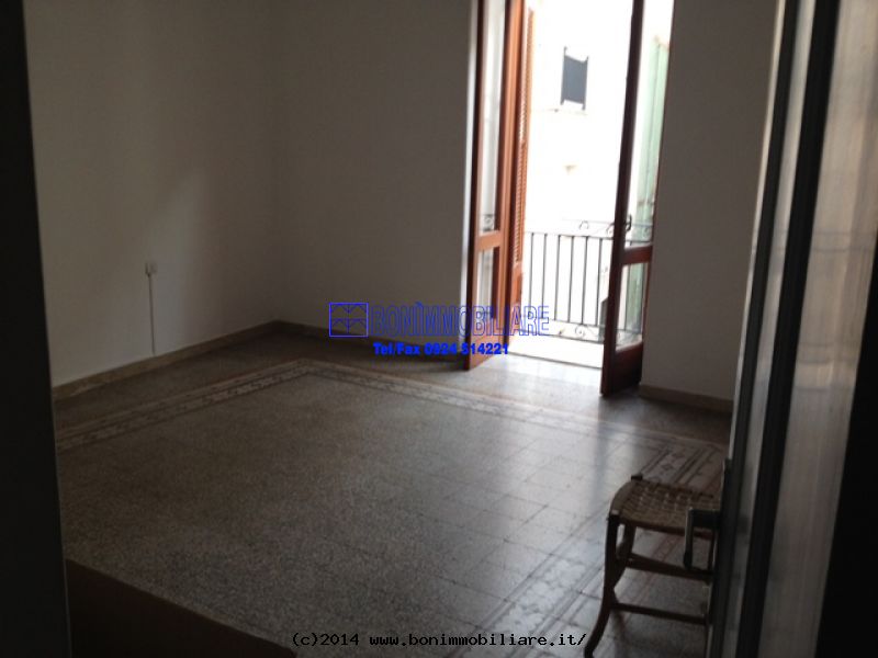 Via Ruggero Settimo, 2 Stanze da Letto Stanze da Letto, 4 Stanze Stanze,1 BagnoBathrooms,Appartamento,Affitto,Via Ruggero Settimo,1033