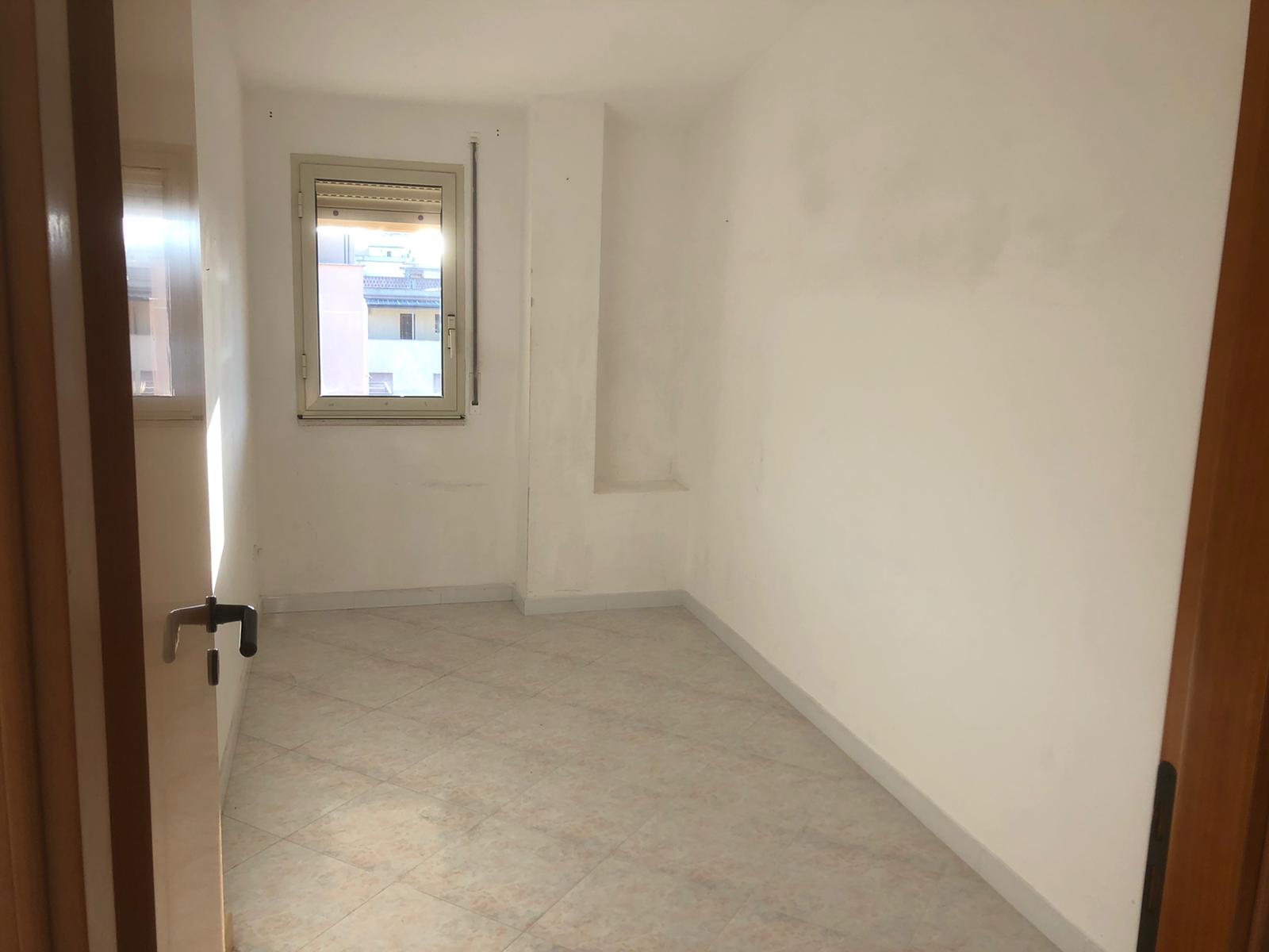 VIA BENEDETTO ORLANDO, 3 Stanze da Letto Stanze da Letto, 3 Stanze Stanze,2 BathroomsBathrooms,Appartamento,Affitto,VIA BENEDETTO ORLANDO,1539