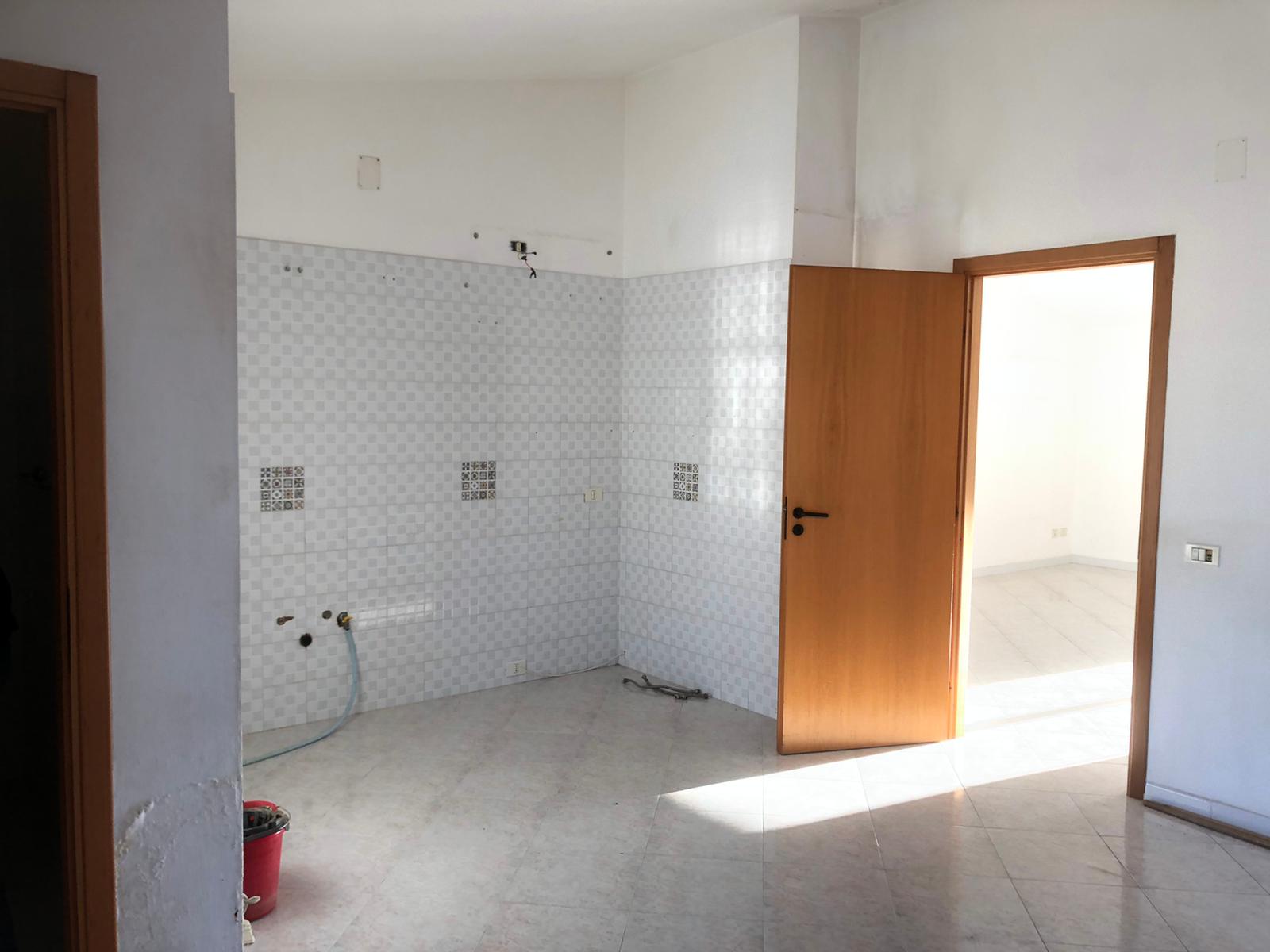 VIA BENEDETTO ORLANDO, 3 Stanze da Letto Stanze da Letto, 3 Stanze Stanze,2 BathroomsBathrooms,Appartamento,Affitto,VIA BENEDETTO ORLANDO,1539