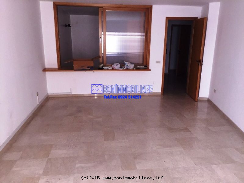 Via Armando Diaz, 3 Stanze Stanze,1 BagnoBathrooms,Ufficio,Affitto,Via Armando Diaz,1046