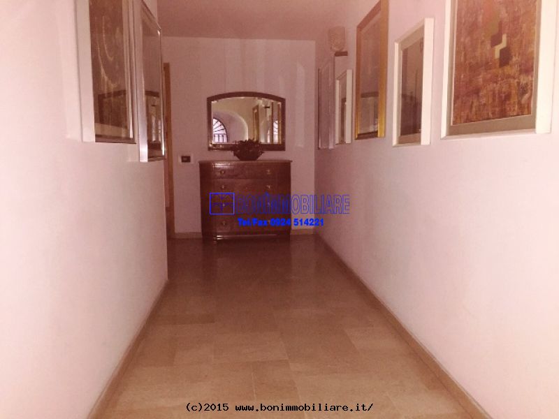 Via Armando Diaz, 3 Stanze Stanze,1 BagnoBathrooms,Ufficio,Affitto,Via Armando Diaz,1046