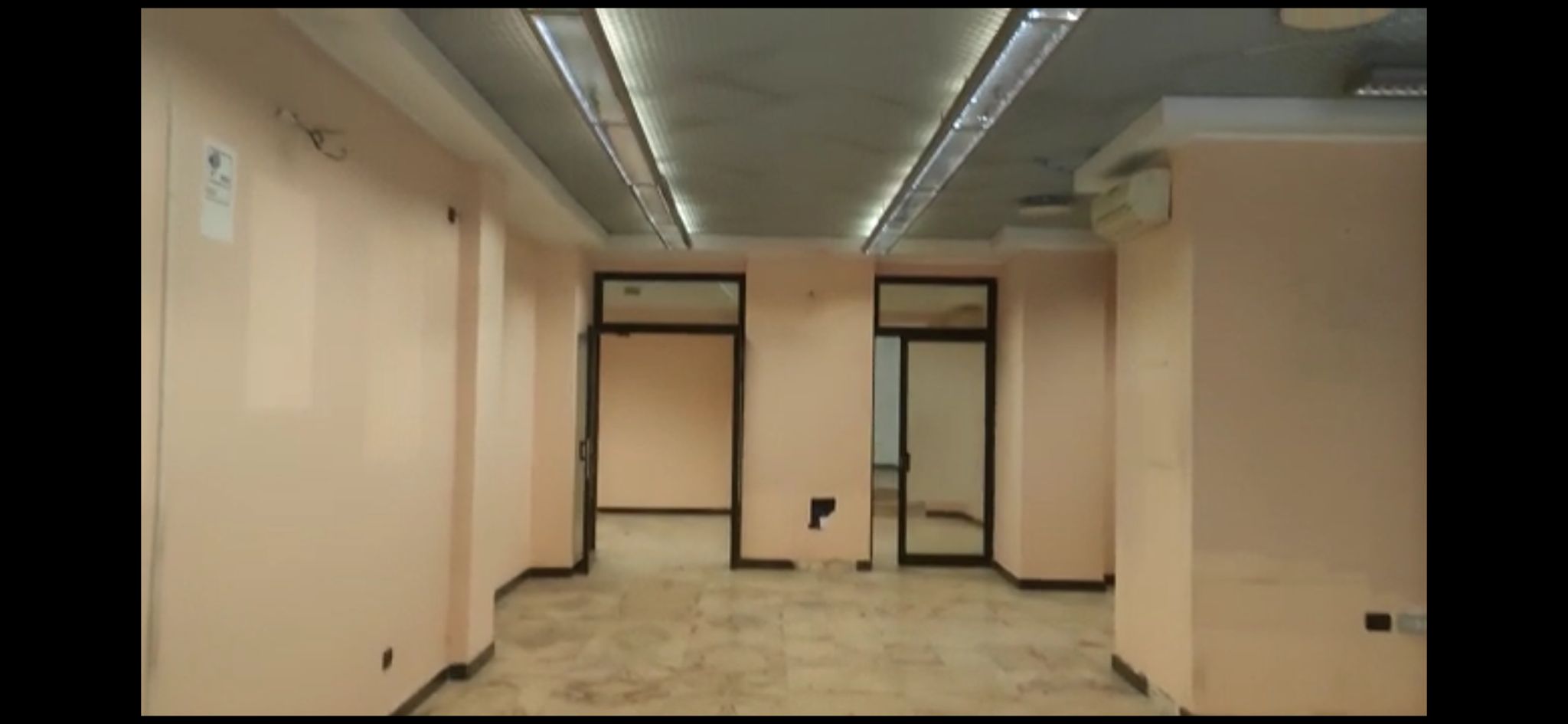 CORSO IV APRILE, 4 Stanze Stanze,3 BathroomsBathrooms,Locale Commerciale,Affitto,CORSO IV APRILE,1632