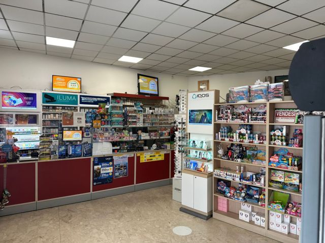 VIA LEONARDO D'AVINCI, 3 Stanze Stanze,1 BagnoBathrooms,Locale Commerciale,Vendita,VIA LEONARDO D'AVINCI,1663