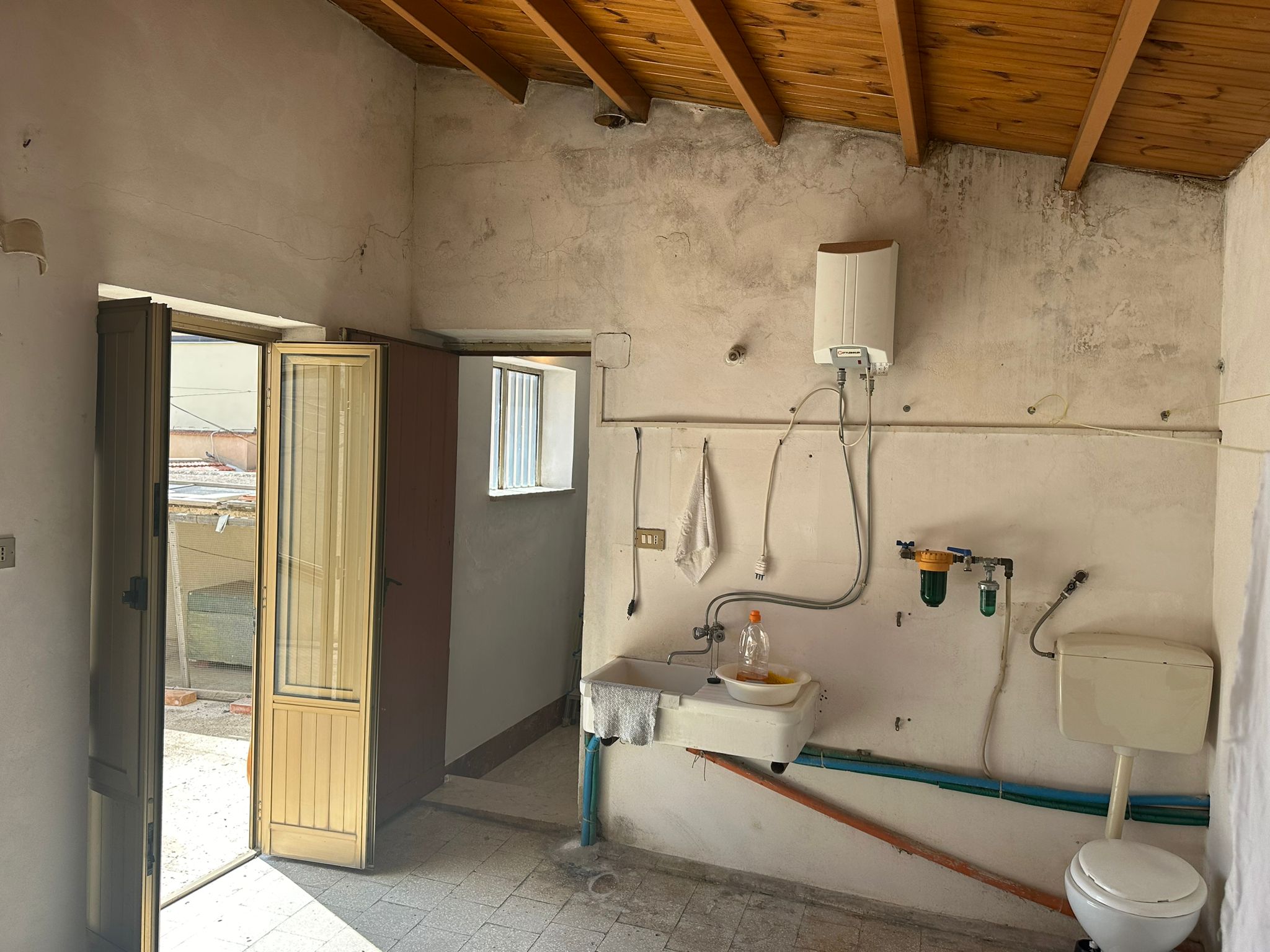 PIAZZA NOCITO, 4 Stanze da Letto Stanze da Letto, 5 Stanze Stanze,3 BathroomsBathrooms,Indipendente,Vendita,PIAZZA NOCITO,1664
