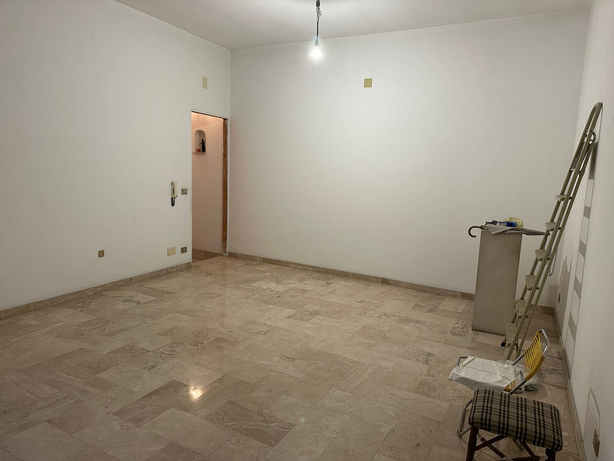 VIA FRANCESCO CRISPI, 1 Camera da Letto Stanze da Letto, 1 Stanza Stanze,2 BathroomsBathrooms,Indipendente,Vendita,VIA FRANCESCO CRISPI,1677