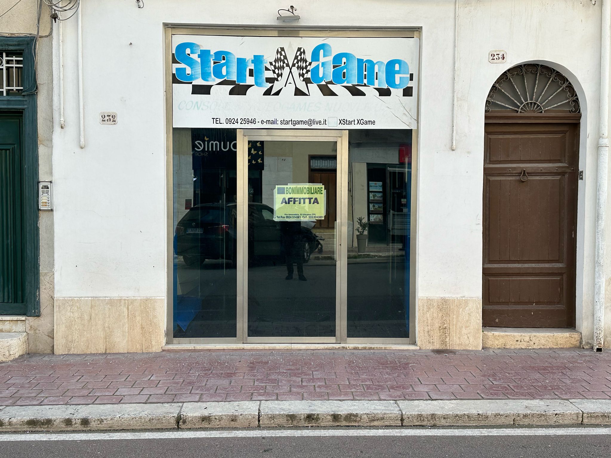 CORSO SEI APRILE, 2 Stanze Stanze,1 BagnoBathrooms,Locale Commerciale,Affitto,CORSO SEI APRILE,1678