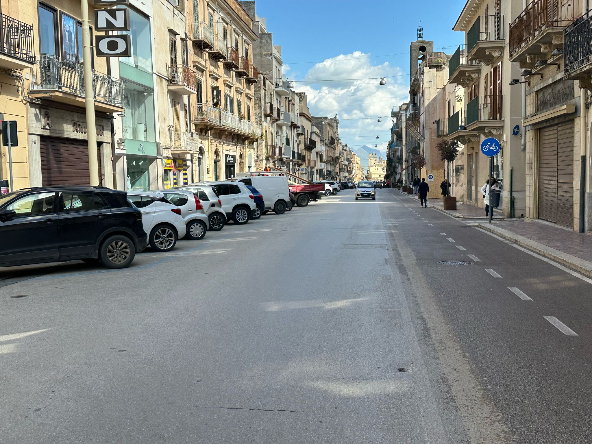 CORSO SEI APRILE, 2 Stanze Stanze,1 BagnoBathrooms,Locale Commerciale,Affitto,CORSO SEI APRILE,1678