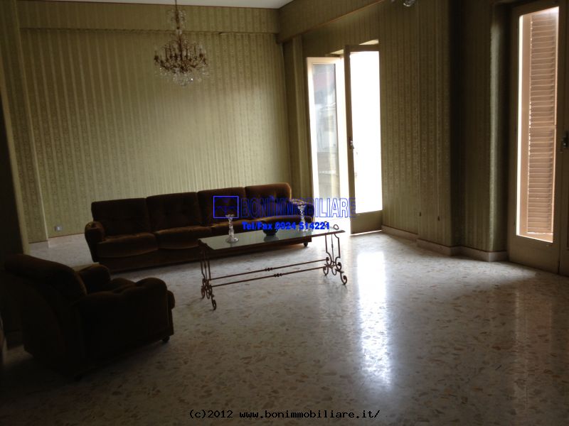 Via Vittorio Veneto, 3 Stanze da Letto Stanze da Letto, 5 Stanze Stanze,2 BathroomsBathrooms,Appartamento,Affitto,Via Vittorio Veneto,1054