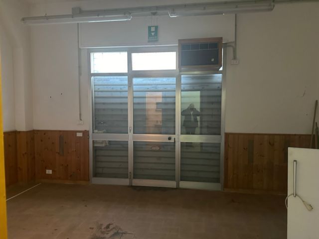 VIA GIUSEPPE CESARE ABBA, 3 Stanze Stanze,1 BagnoBathrooms,Locale Commerciale,Vendita,VIA GIUSEPPE CESARE ABBA,1699