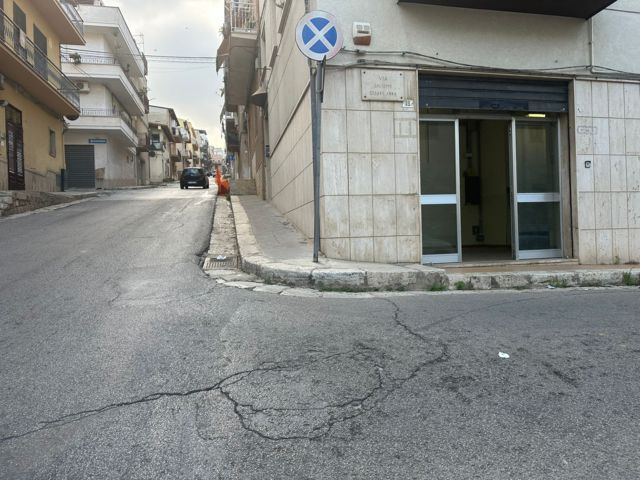 VIA GIUSEPPE CESARE ABBA, 3 Stanze Stanze,1 BagnoBathrooms,Locale Commerciale,Vendita,VIA GIUSEPPE CESARE ABBA,1699