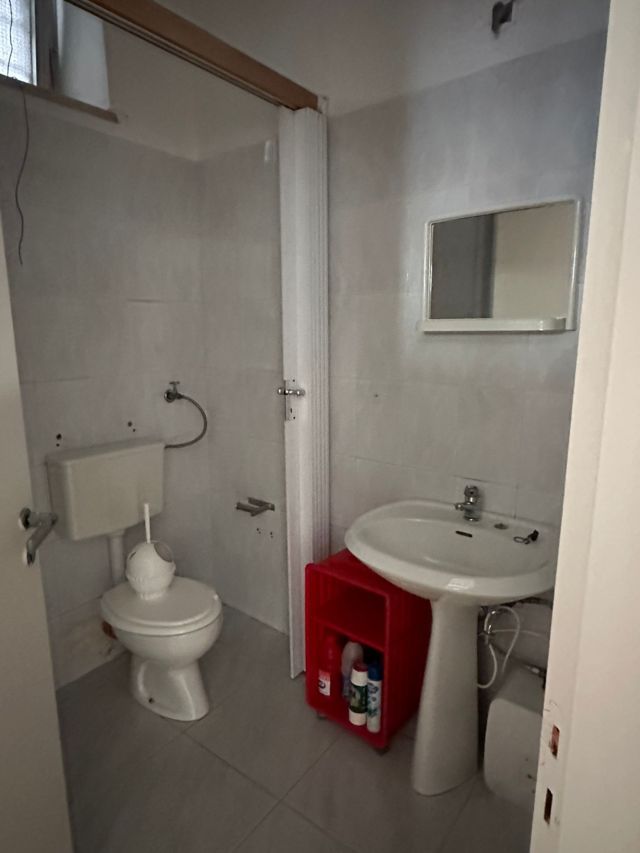 VIA GALILEO GALILEI, 2 Stanze Stanze,1 BagnoBathrooms,Locale Commerciale,Vendita,VIA GALILEO GALILEI,1705