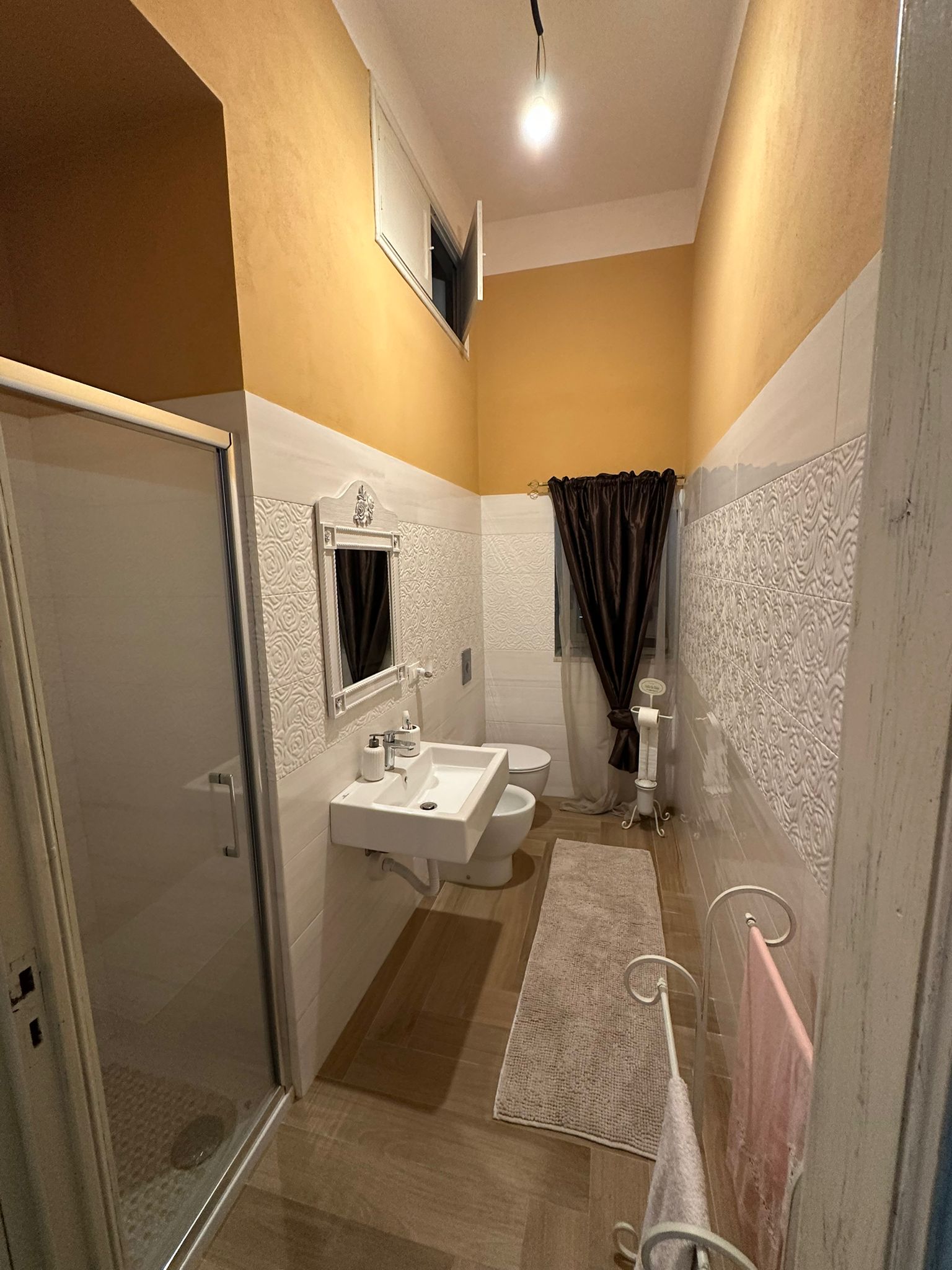 VIA FRANCESCO CRISPI, 3 Stanze da Letto Stanze da Letto, 2 Stanze Stanze,2 BathroomsBathrooms,Appartamento,Vendita,VIA FRANCESCO CRISPI,1708