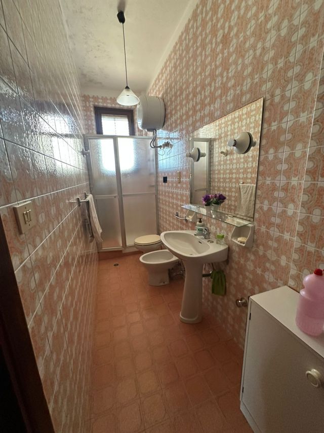 VIA SS. SALVATORE, 3 Stanze da Letto Stanze da Letto, 2 Stanze Stanze,2 BathroomsBathrooms,Villa,Vendita,VIA SS. SALVATORE,1714
