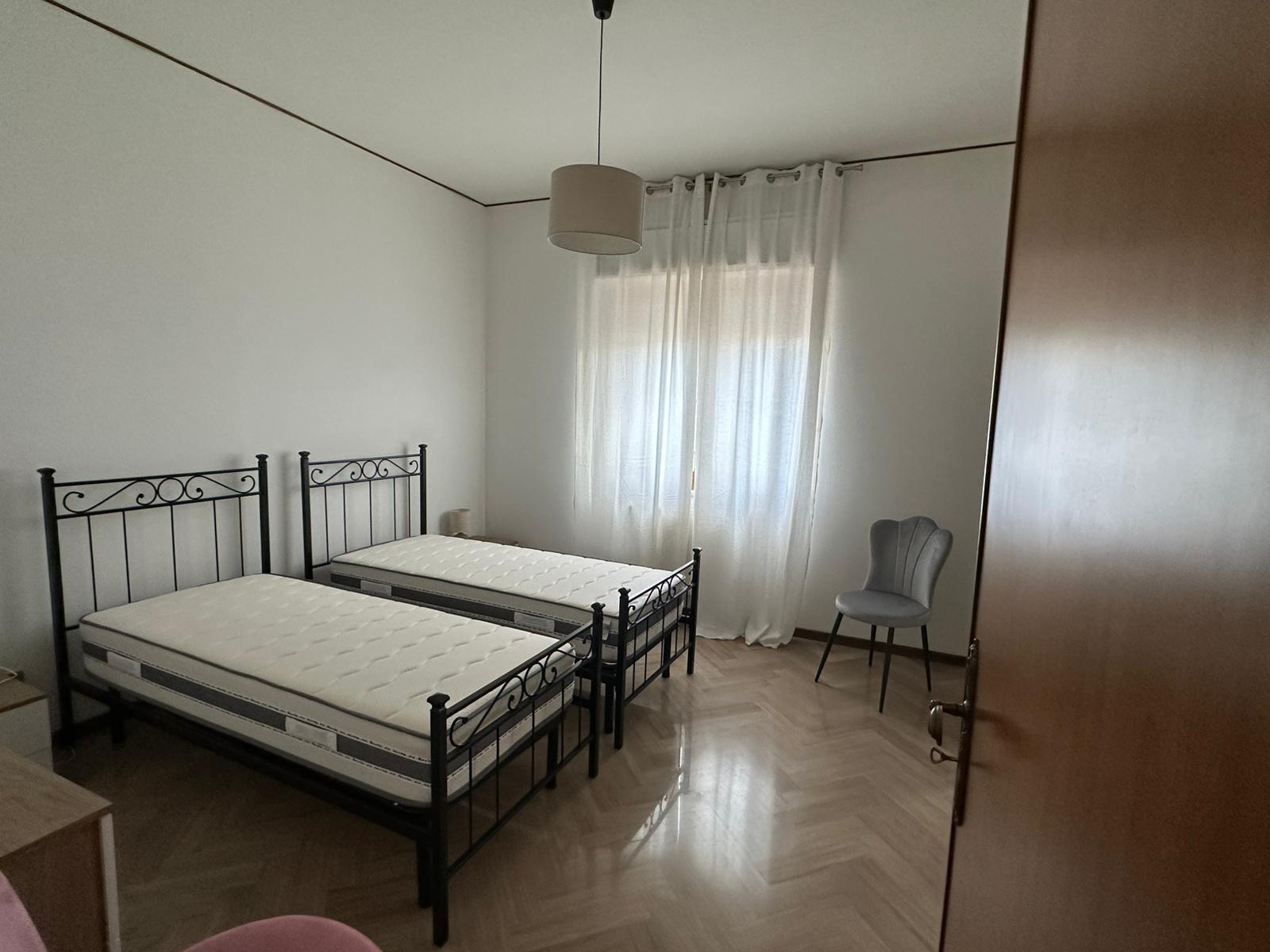 VIALE EUROPA, 2 Stanze da Letto Stanze da Letto, 3 Stanze Stanze,2 BathroomsBathrooms,Appartamento,Affitto,VIALE EUROPA,1722