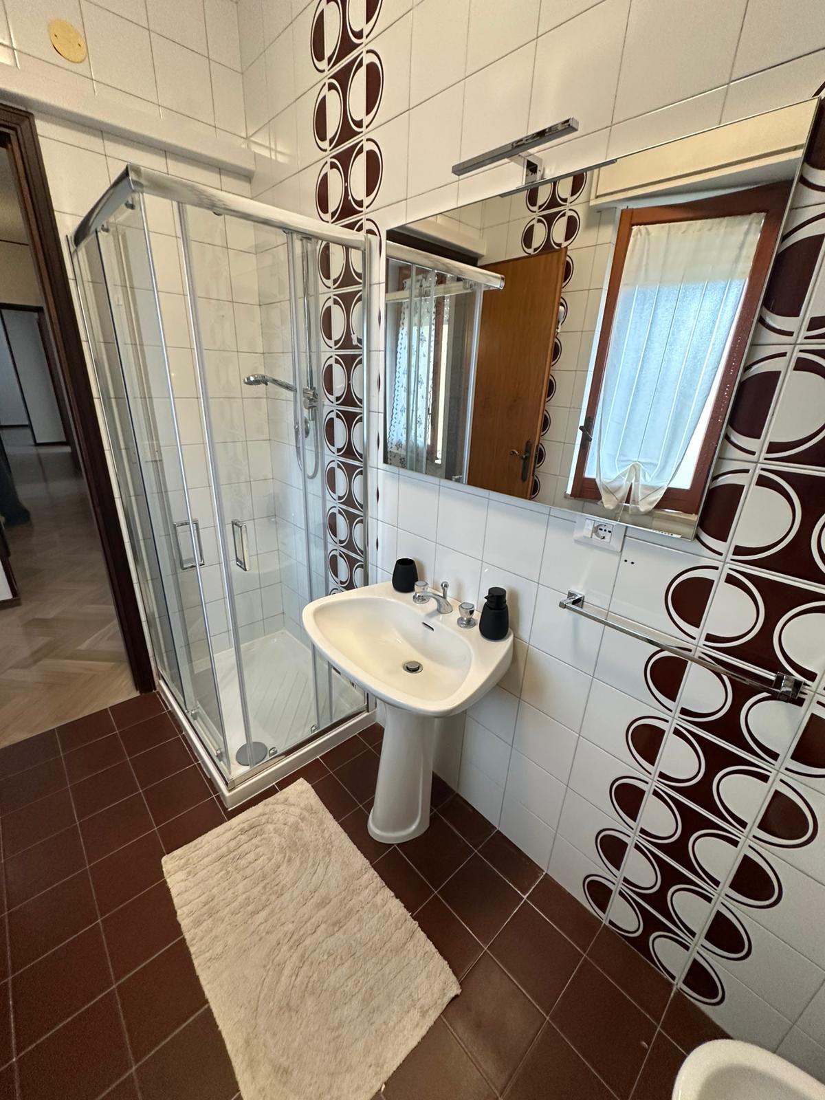 VIALE EUROPA, 2 Stanze da Letto Stanze da Letto, 3 Stanze Stanze,2 BathroomsBathrooms,Appartamento,Affitto,VIALE EUROPA,1722