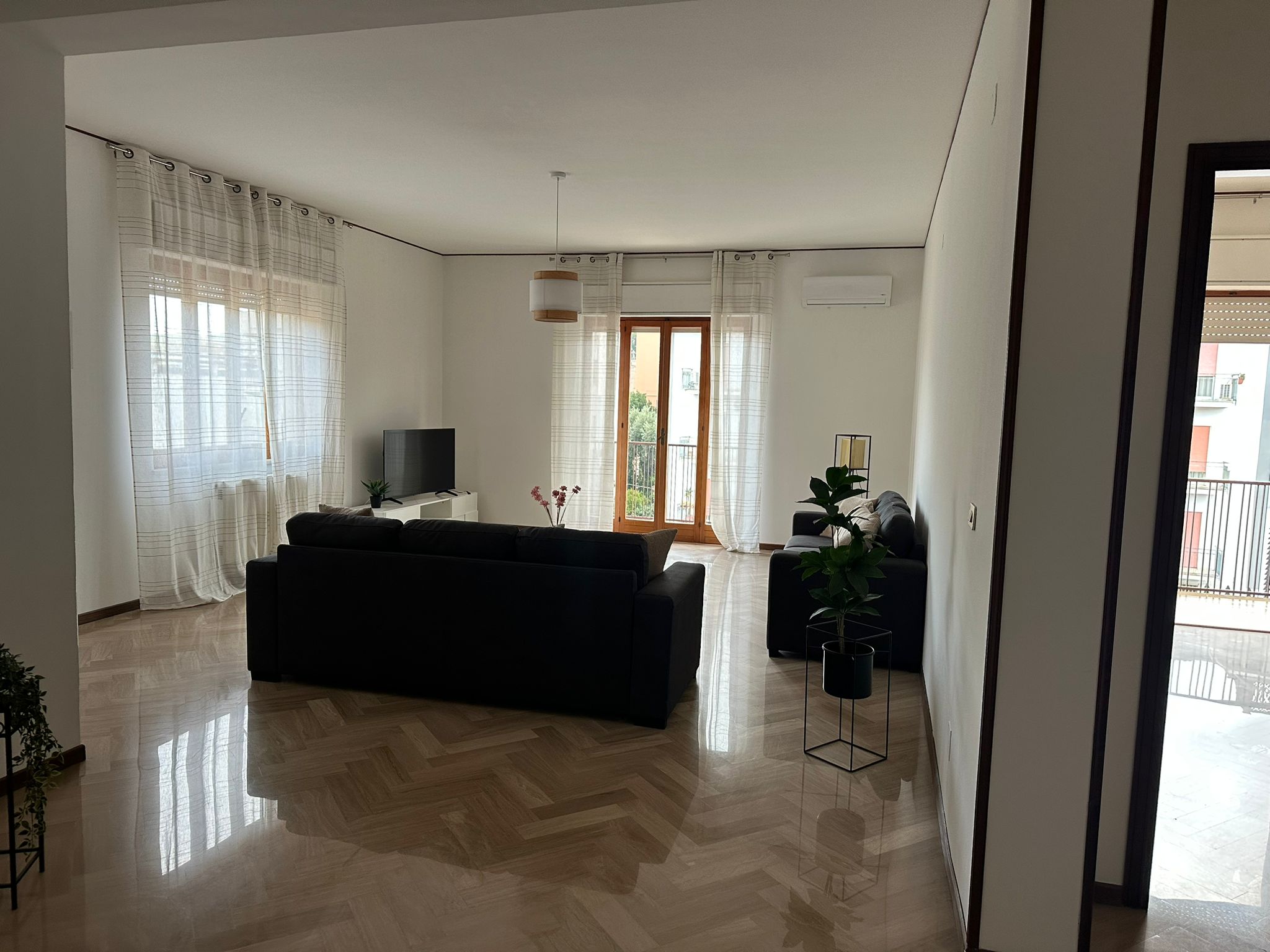 VIALE EUROPA, 2 Stanze da Letto Stanze da Letto, 3 Stanze Stanze,2 BathroomsBathrooms,Appartamento,Affitto,VIALE EUROPA,1722