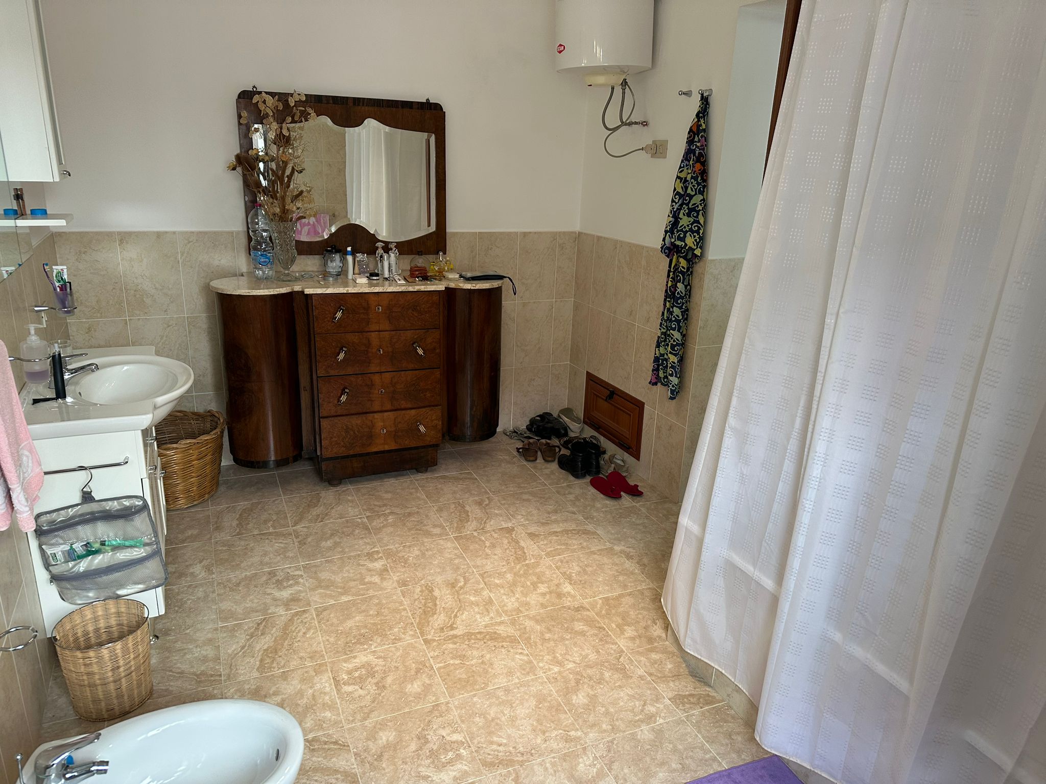 VIA DANTE ALIGHIERI, 4 Stanze da Letto Stanze da Letto, 7 Stanze Stanze,4 BathroomsBathrooms,Indipendente,Vendita,VIA DANTE ALIGHIERI,1724
