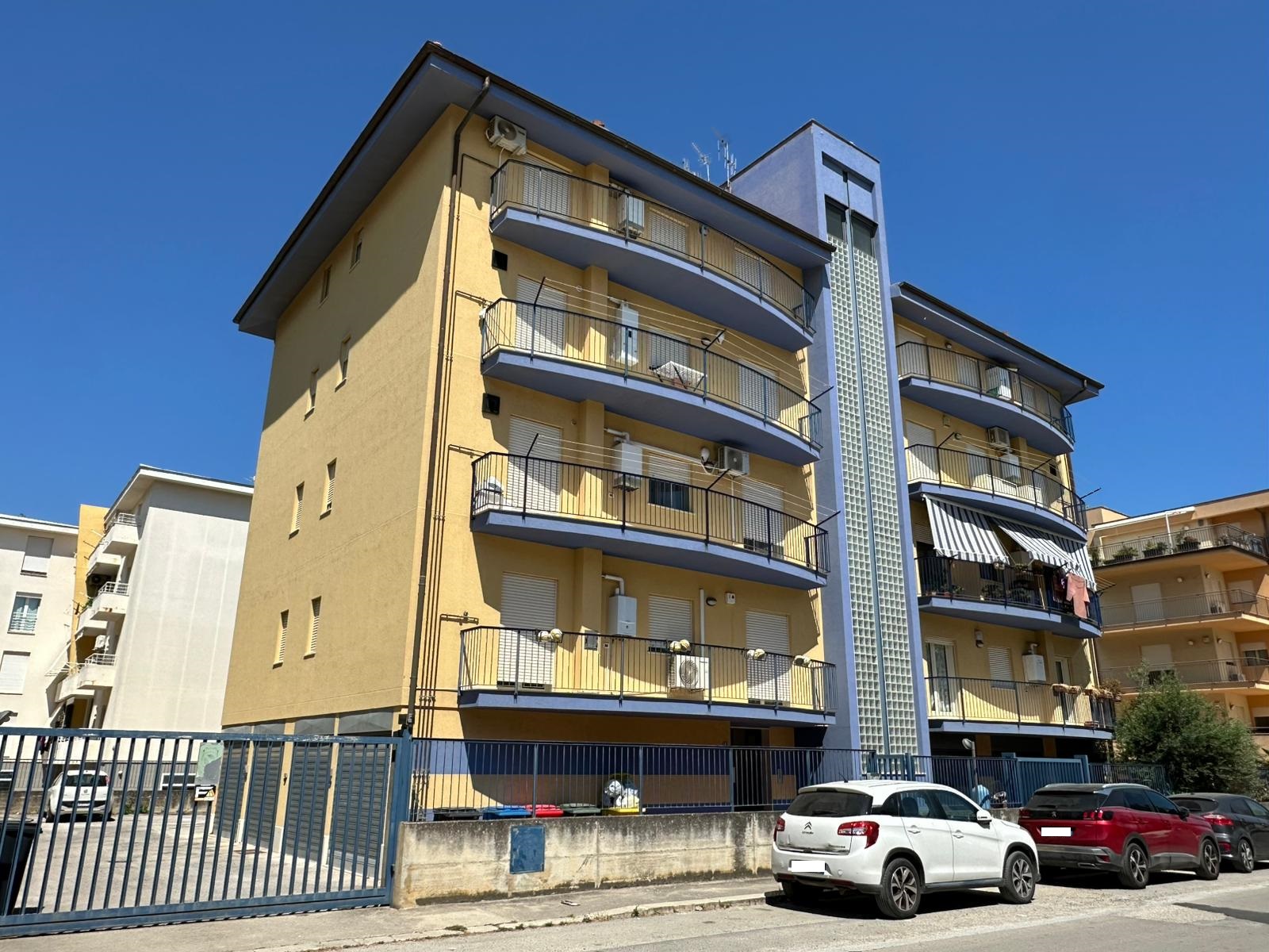 VIA SALVO D'ACQUISTO, 3 Stanze da Letto Stanze da Letto, 2 Stanze Stanze,2 BathroomsBathrooms,Appartamento,Vendita,VIA SALVO D'ACQUISTO,1738