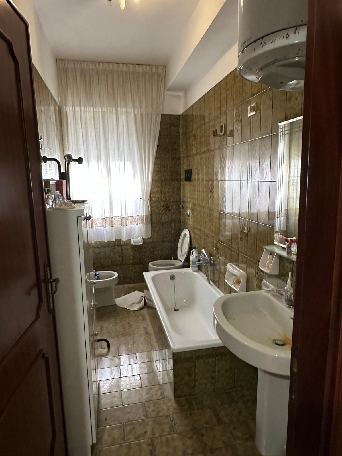 VIA GABRIELE D'ANNUNZIO, 3 Stanze da Letto Stanze da Letto, 3 Stanze Stanze,2 BathroomsBathrooms,Indipendente,Vendita,VIA GABRIELE D'ANNUNZIO,1742