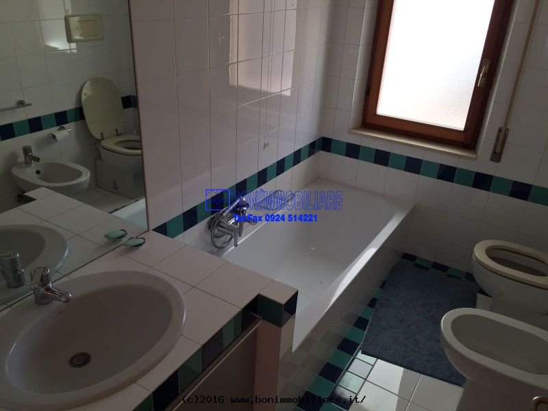 Viale Italia, 2 Stanze da Letto Stanze da Letto, 3 Stanze Stanze,1 BagnoBathrooms,Appartamento,Affitto,Viale Italia,1060