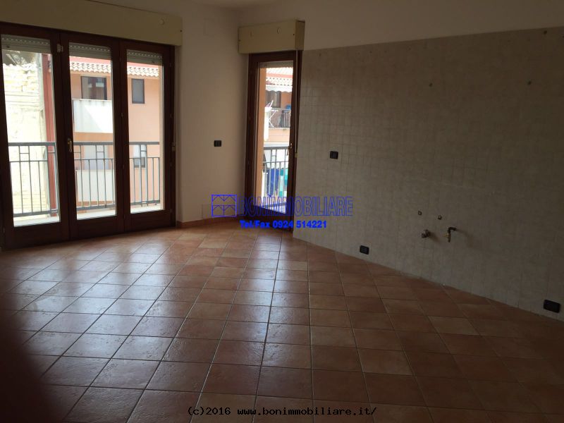 Via Giordano, 3 Stanze da Letto Stanze da Letto, 5 Stanze Stanze,2 BathroomsBathrooms,Appartamento,Affitto,Via Giordano,1066