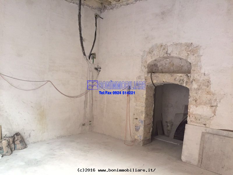 Via XV Maggio, 2 Stanze Stanze,1 BagnoBathrooms,Locale Commerciale,Affitto,Via XV Maggio,1071